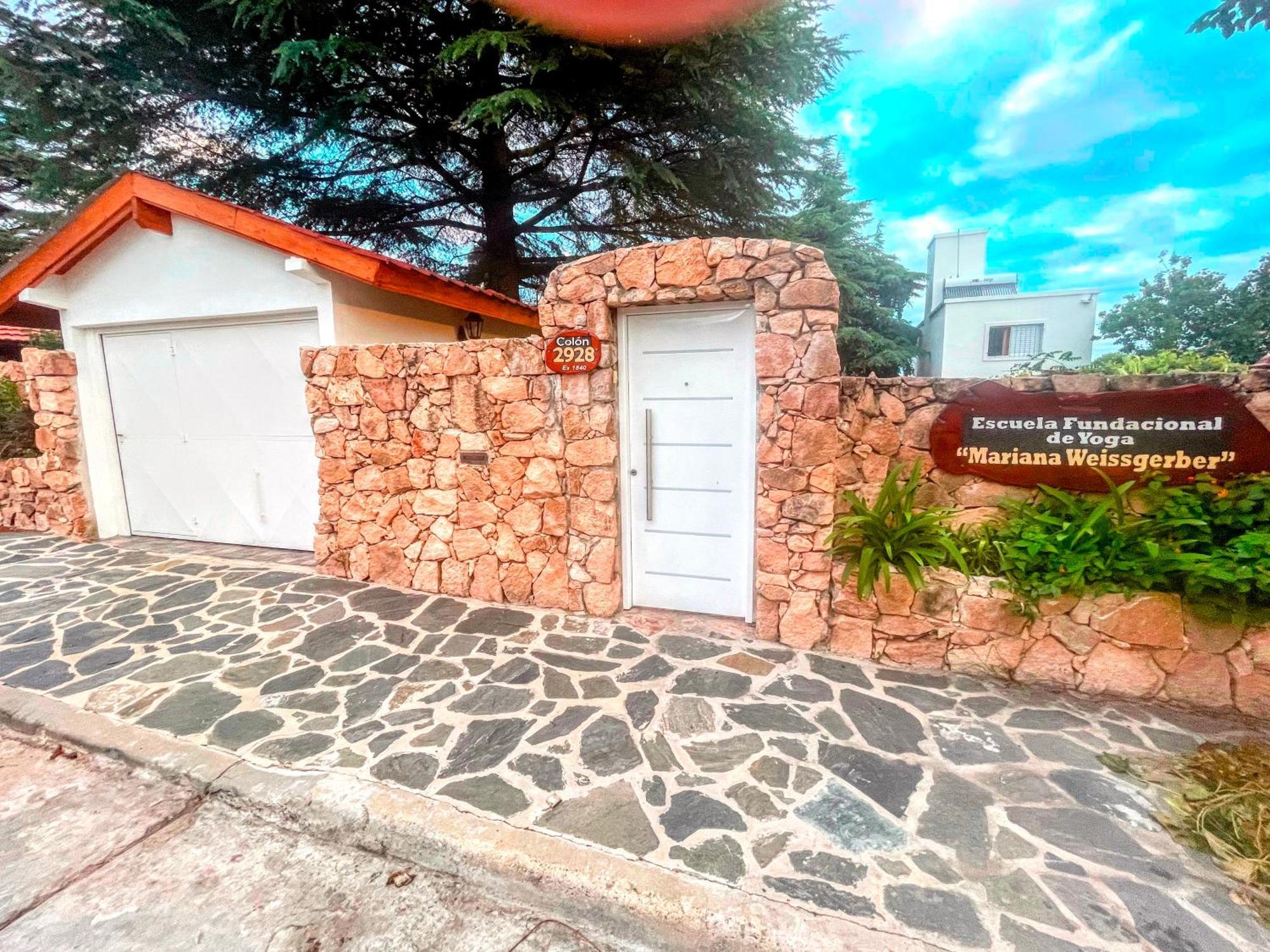 Ashram Asociacion Argentina De Yoga Holiday home *