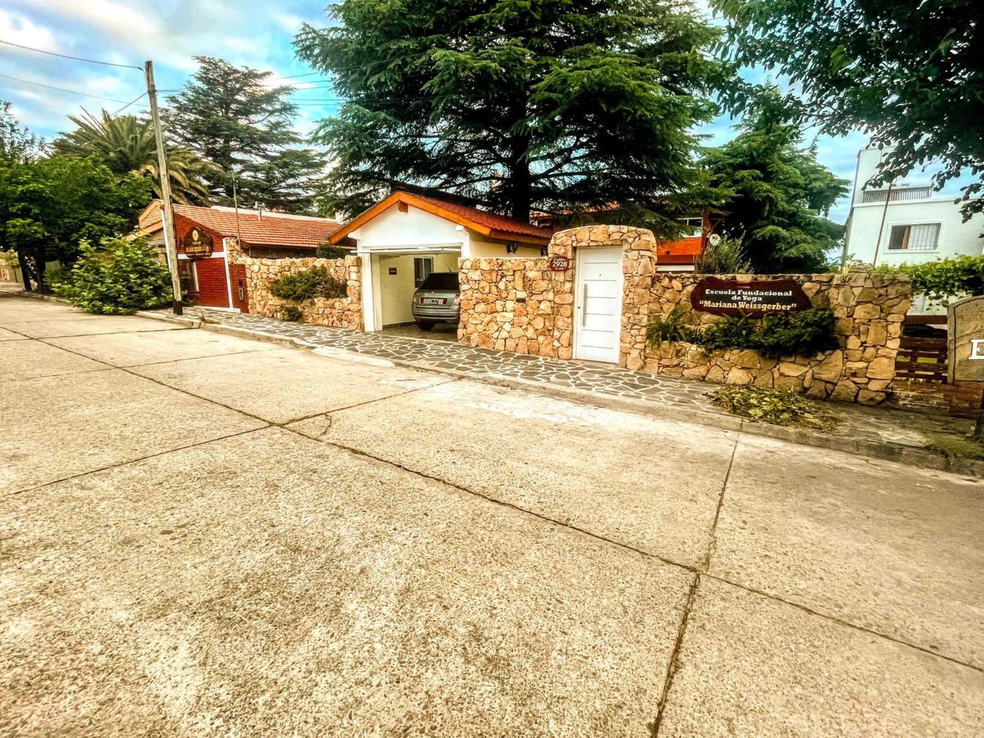 Ashram Asociacion Argentina De Yoga * Mina Clavero